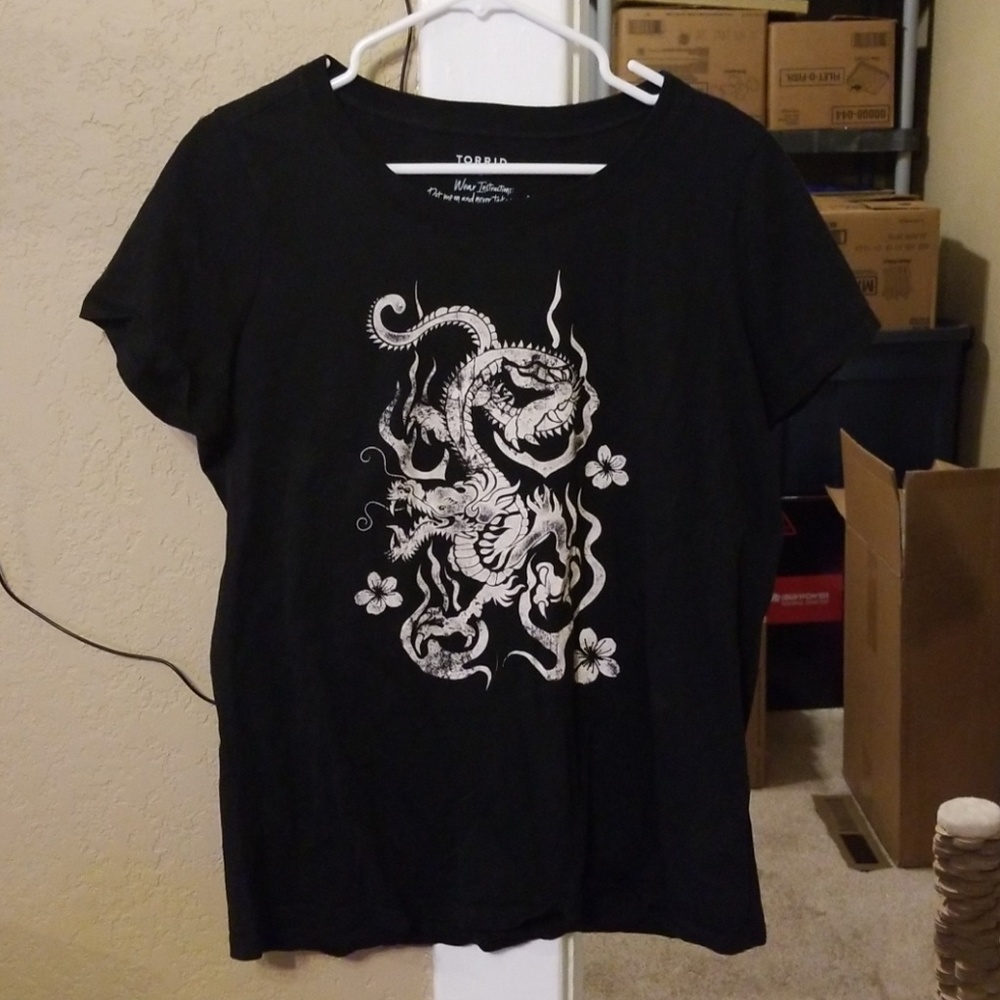 Torrid graphic tshirt